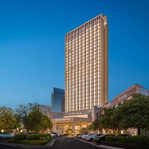 Dongguan Dongcheng International Hotel - Free Shuttle Buses For Executive Room Guests During Canton Fair